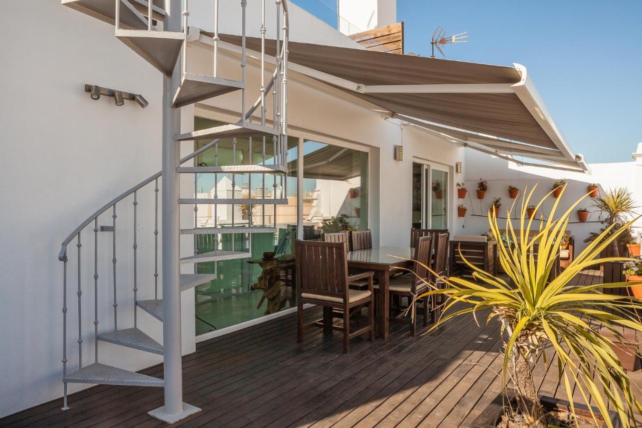 ***** Attic With Impressive Views And Jacuzzi Cádis Exterior foto