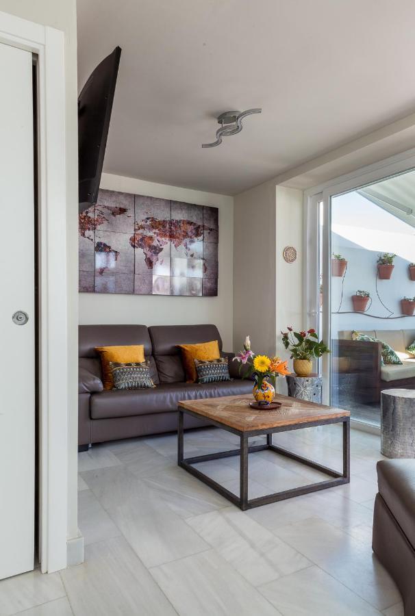 ***** Attic With Impressive Views And Jacuzzi Cádis Exterior foto
